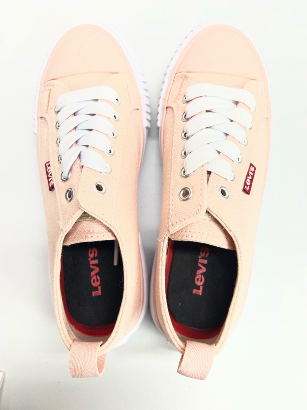 Levi's Kids Canvas Sneakers Size 1 Like New - Picture 5 of 6